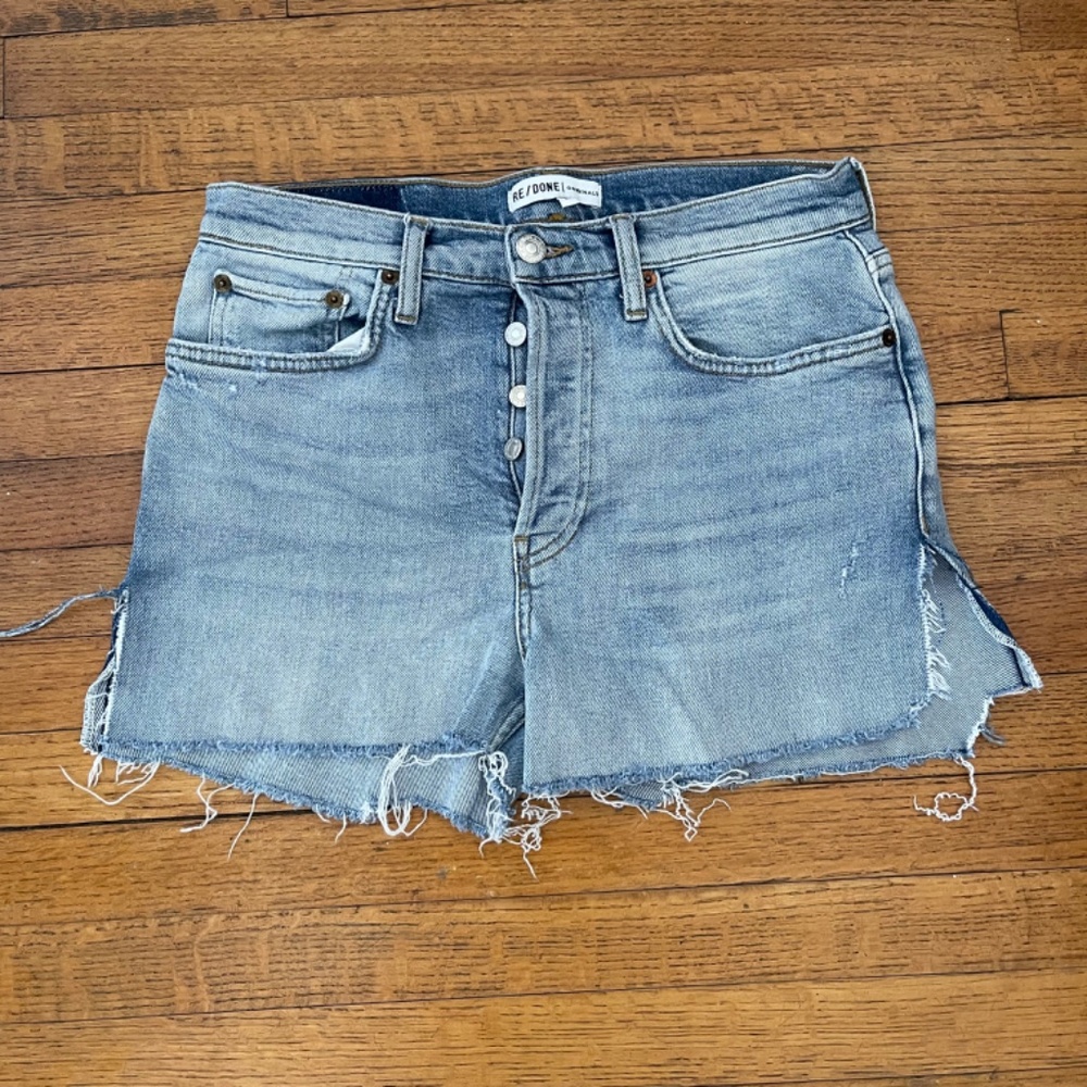 RE/DONE Originals The Short Button Fly Cut Off Denim Shorts in Dirty Destroy 27